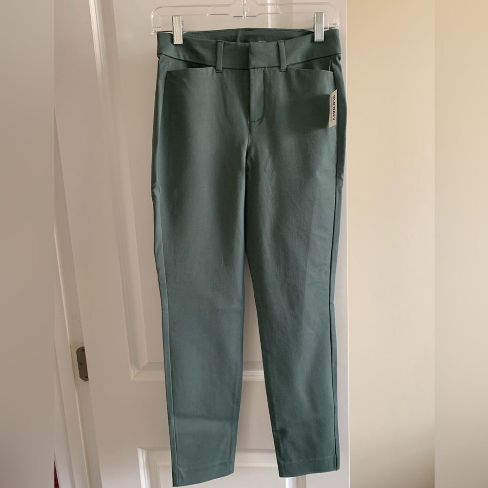 Old Navy Slacks New